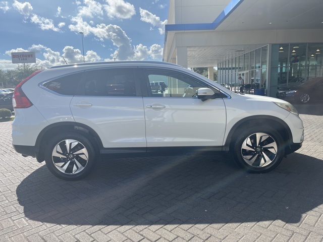 2015 Honda CR-V Touring photo 4