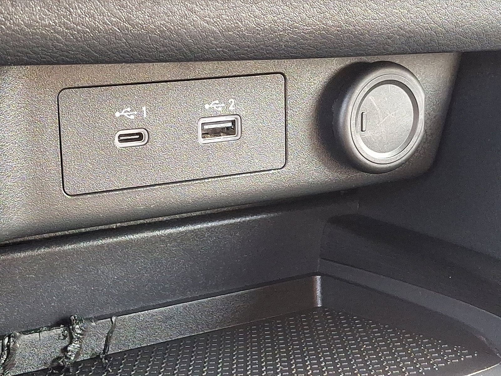 2023 Nissan Rogue SV photo 22