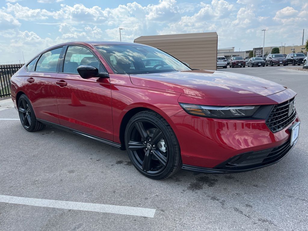 2025 Honda Accord Hybrid Sport-L photo 2