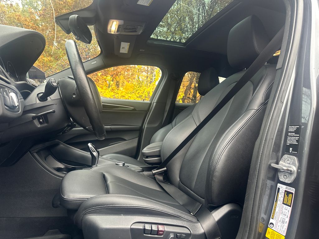 2020 Bmw X2 xDrive28i photo 3