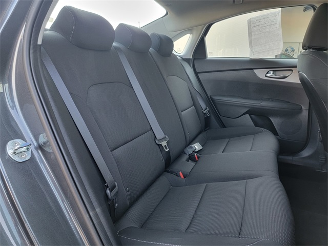 2021 Kia Forte FE LXS photo 16