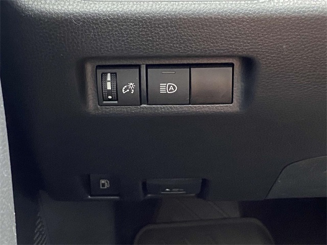 2023 Toyota RAV4 Hybrid photo 17