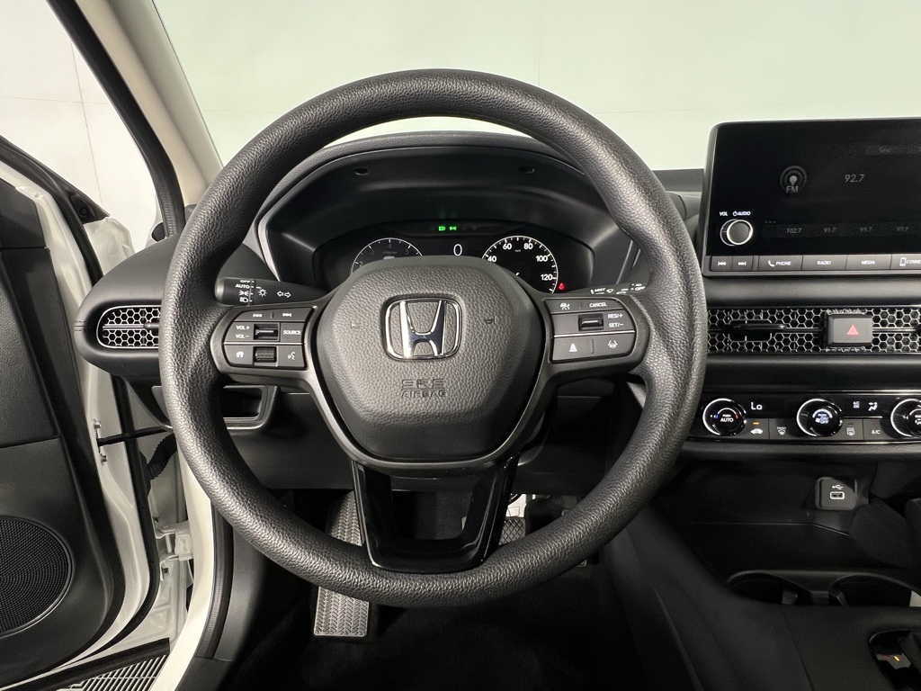 2025 Honda HR-V LX photo 13