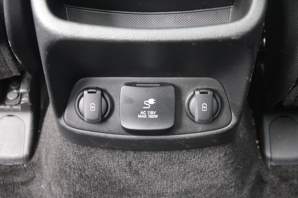2020 Hyundai Santa Fe Limited 2.0T photo 33