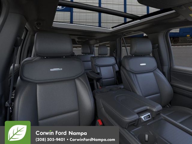 2025 Ford Expedition MAX Platinum photo 7