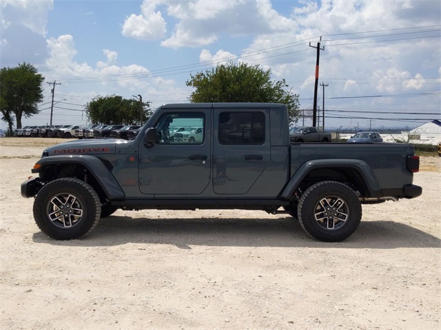 2025 Jeep Gladiator Mojave photo 5
