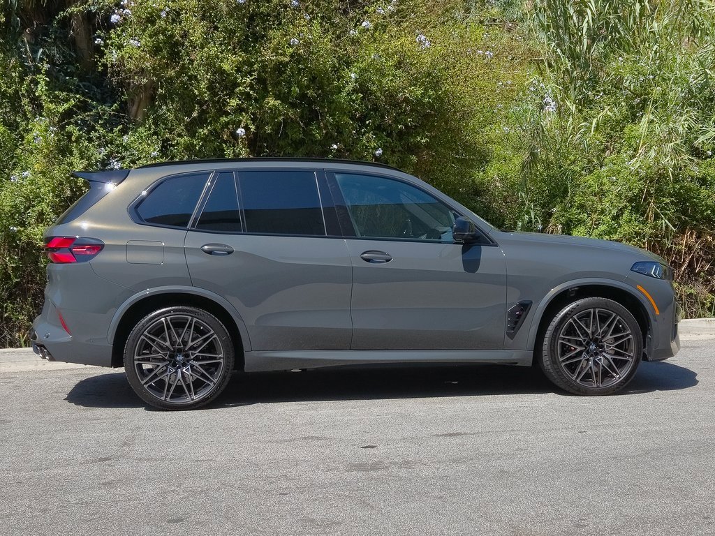 2026 Bmw X5 X5 M Competition photo 3