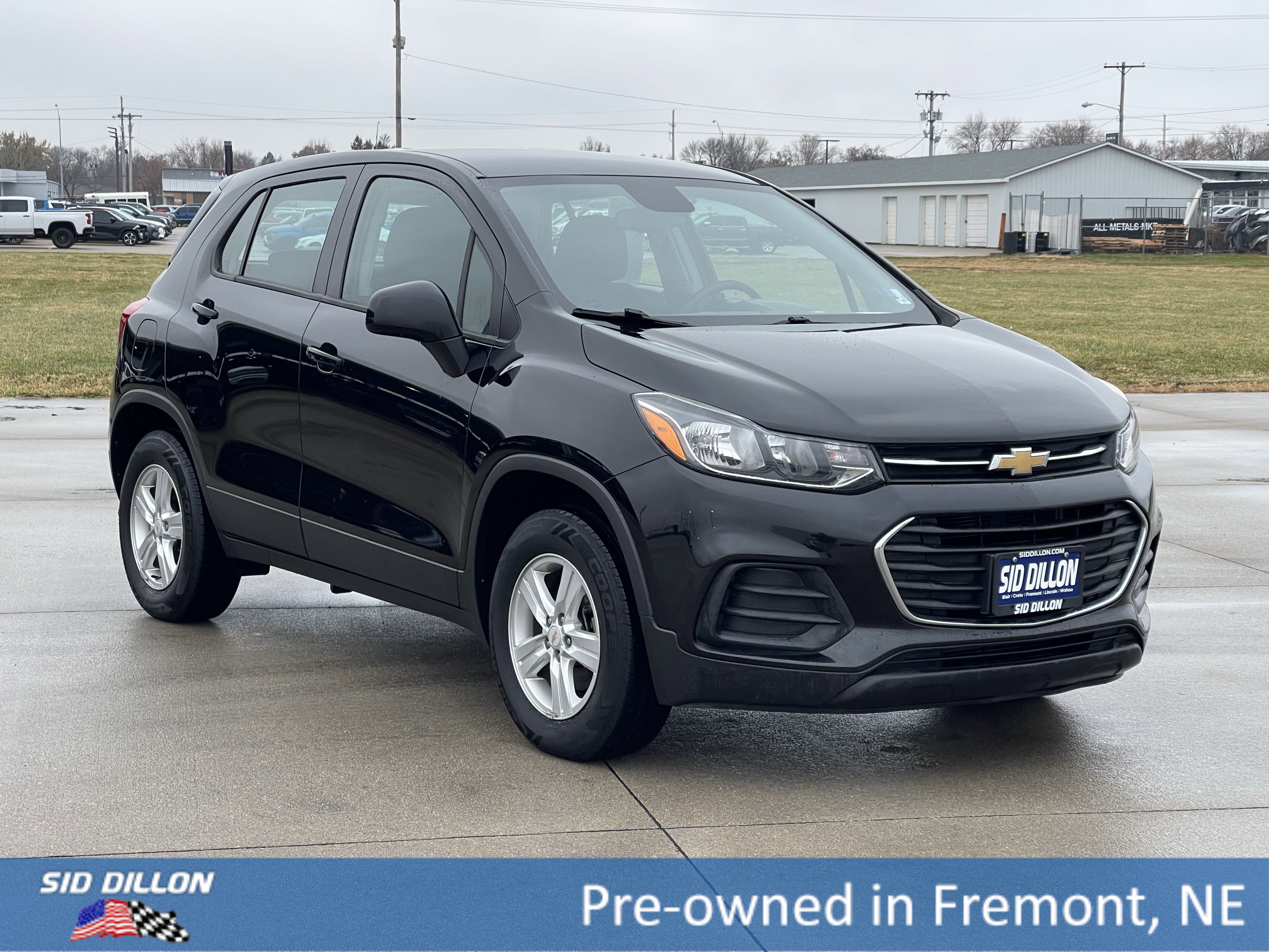 Used 2020 Chevrolet Trax LS with VIN KL7CJNSB7LB063124 for sale in Fremont, NE