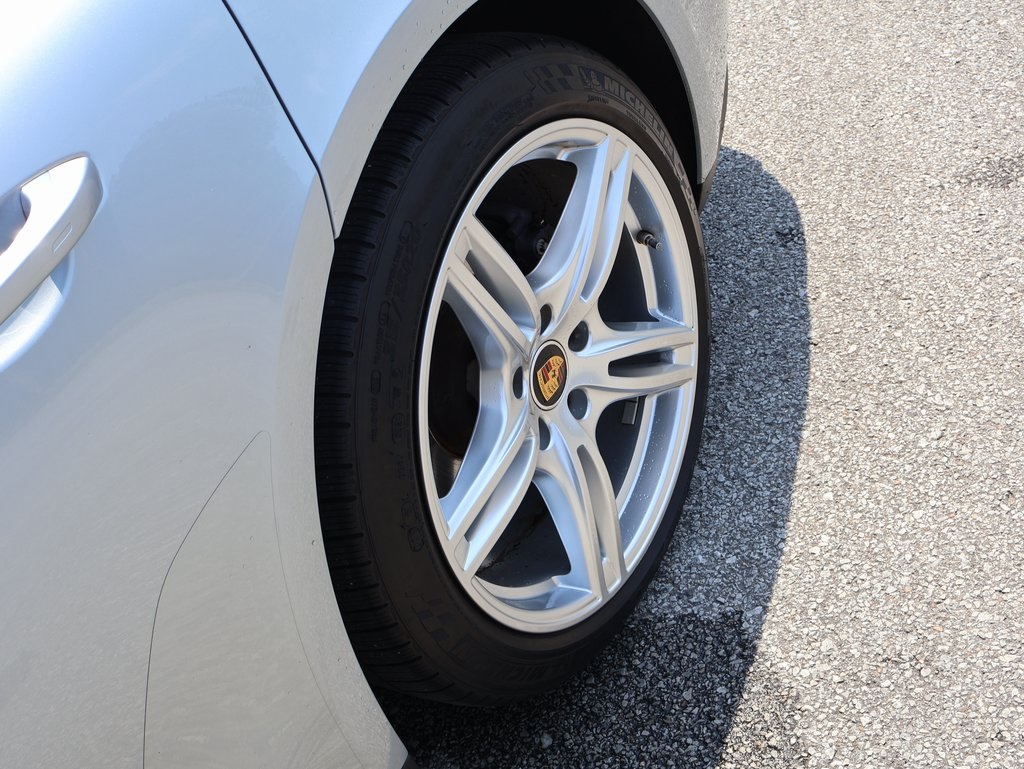 2022 Porsche Panamera 4 photo 34