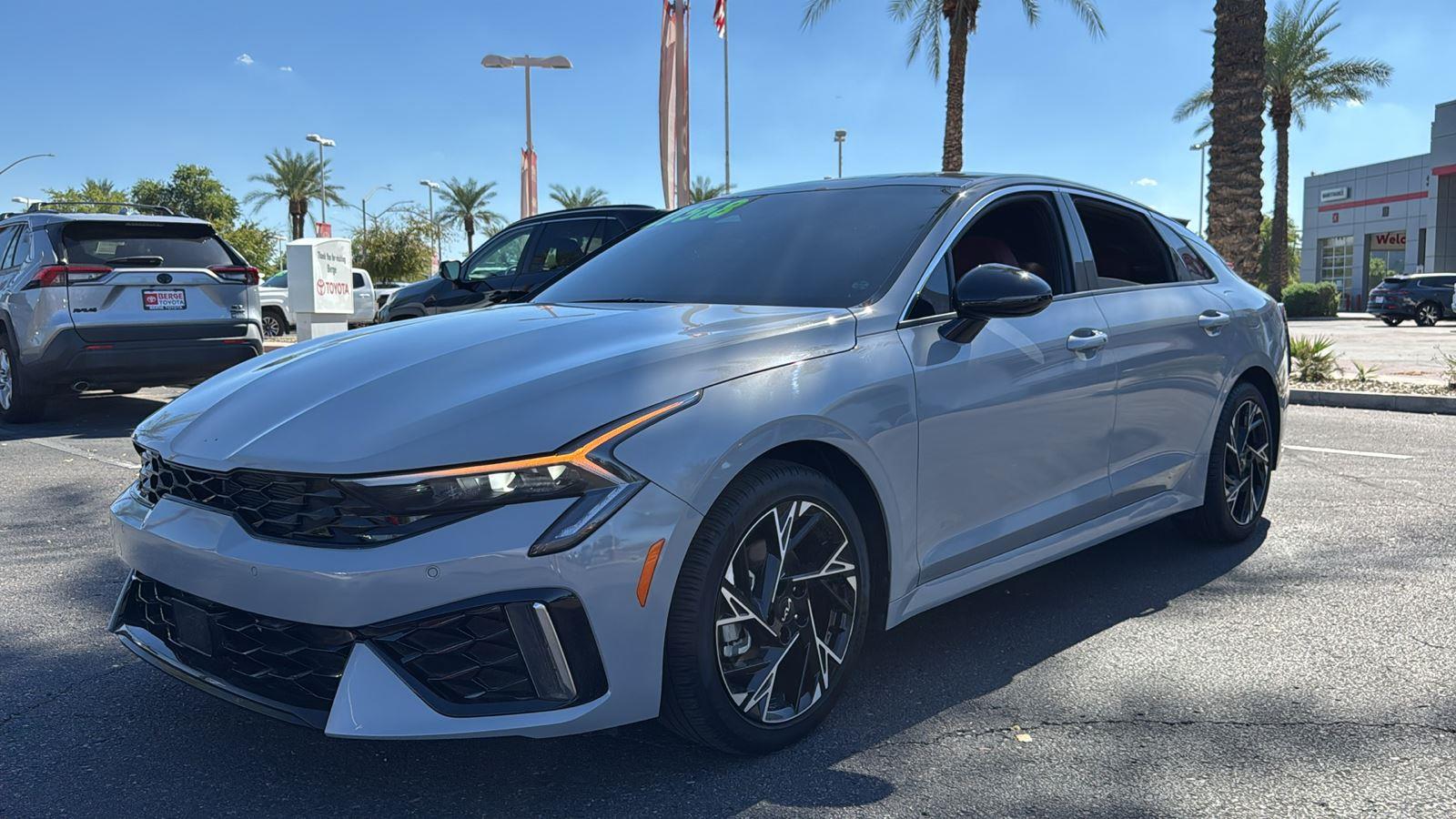 2025 Kia K5 GT-Line photo 3
