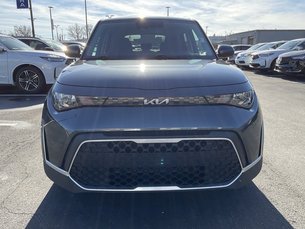 Used 2023 Kia Soul LX with VIN KNDJ23AU6P7883511 for sale in Kansas City