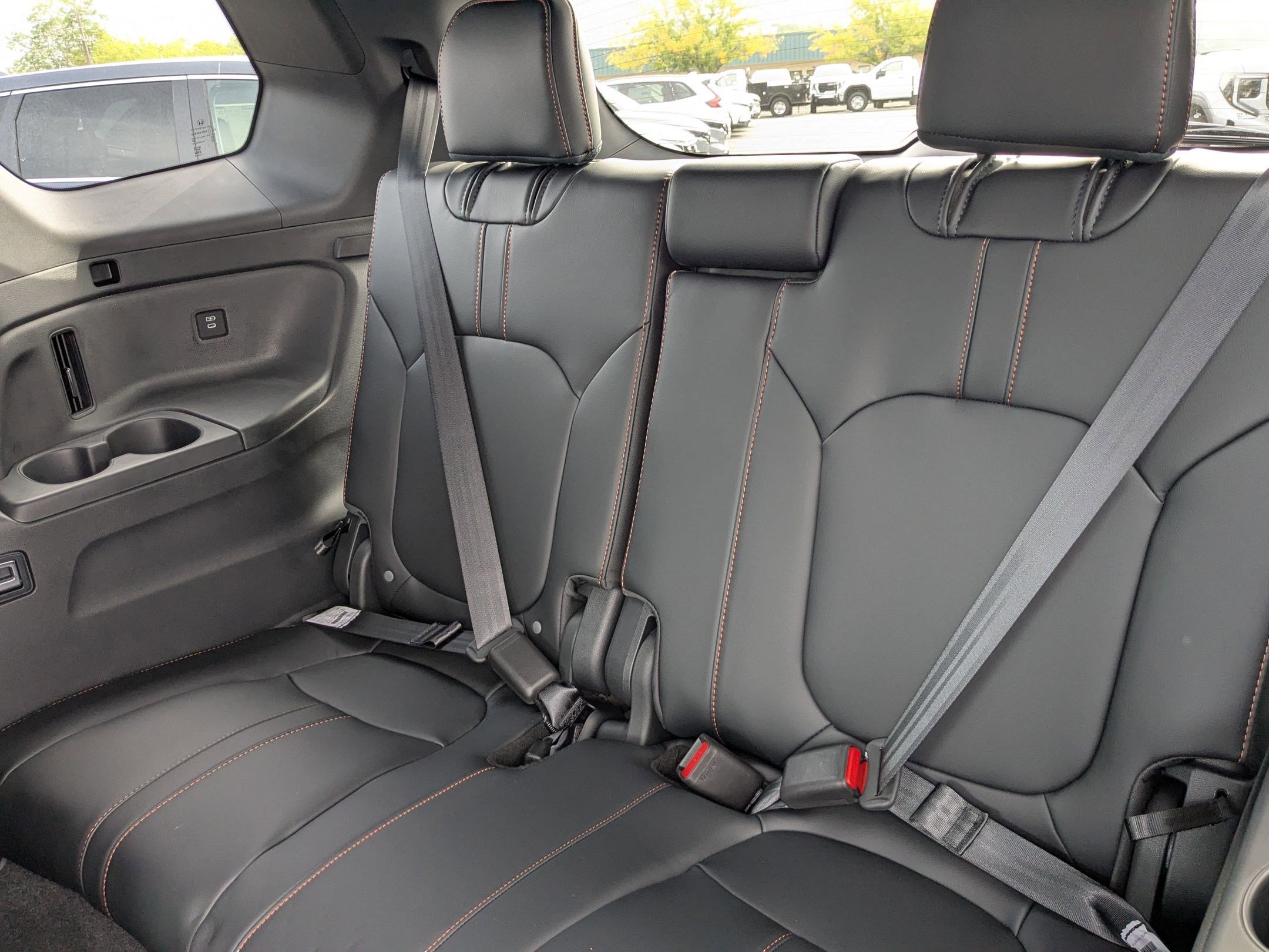 2025 Honda Pilot TrailSport photo 14