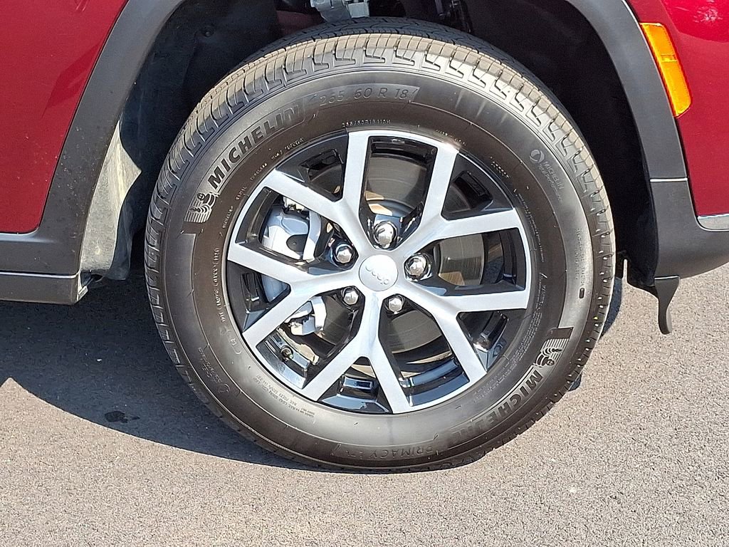 2024 Jeep Grand Cherokee Limited photo 8