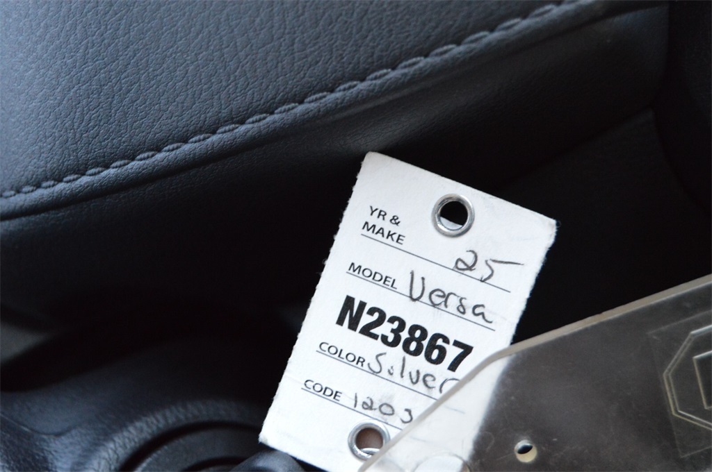 2025 Nissan Versa S photo 35