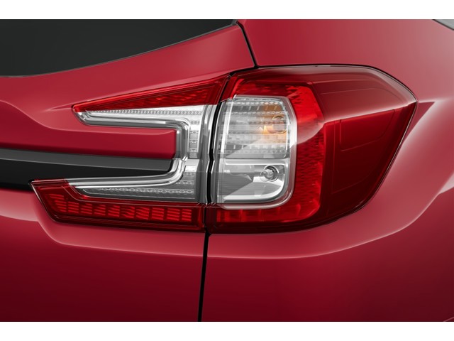 2025 Subaru Ascent Onyx Edition Touring photo 12