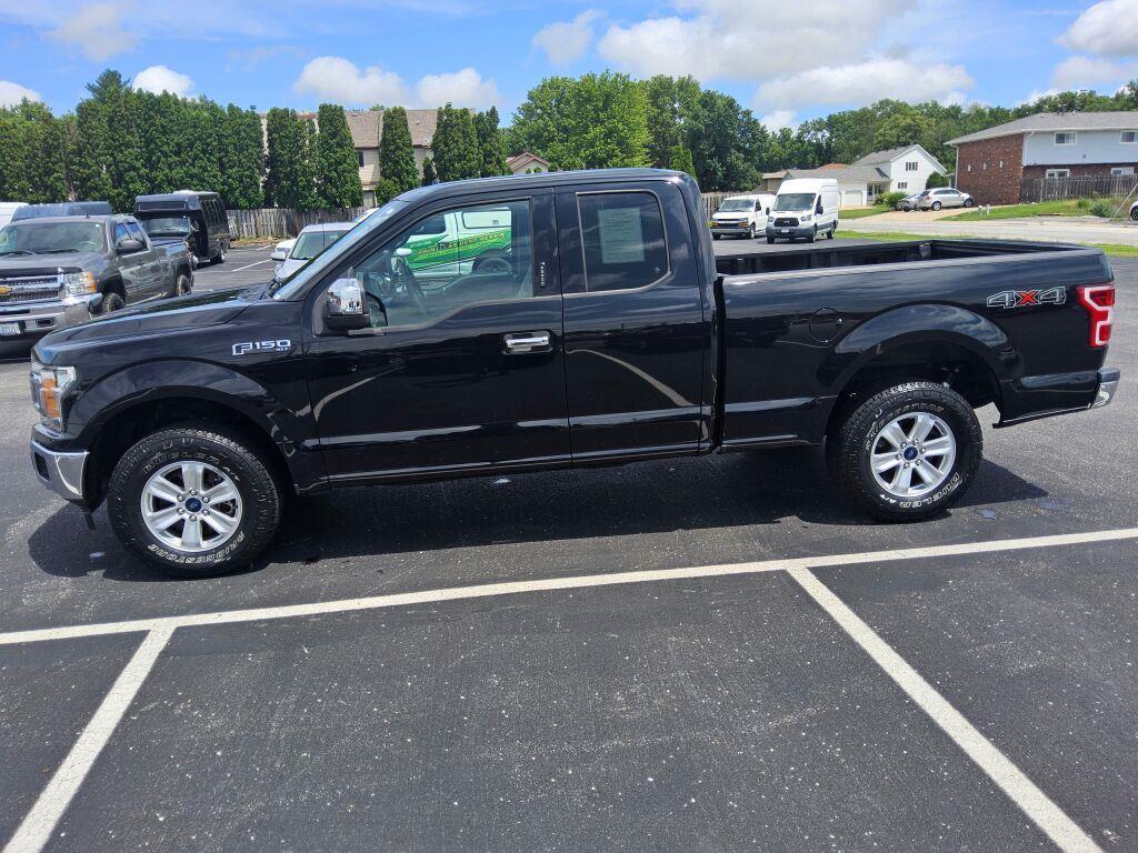 2020 Ford F-150 XLT's photo