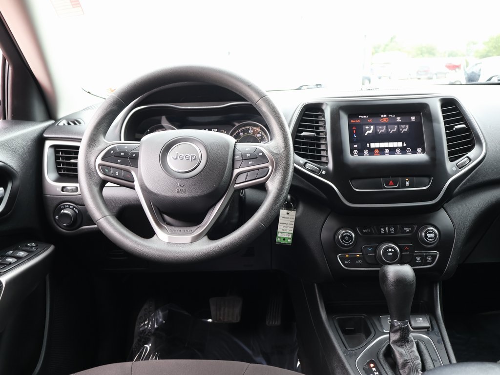 2021 Jeep Cherokee Latitude photo 16