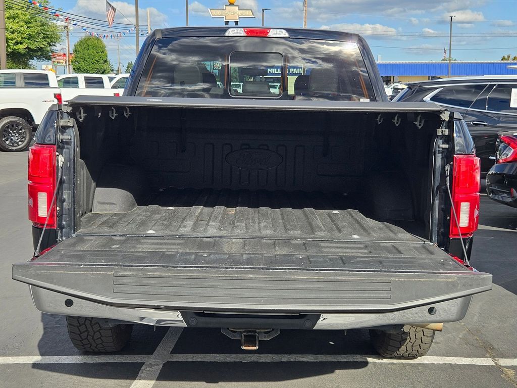 2018 Ford F-150 Lariat photo 26