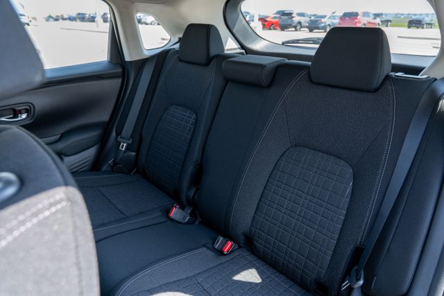 2026 Honda HR-V LX photo 16
