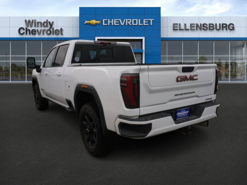 2024 Gmc Sierra 2500 AT4 photo 3