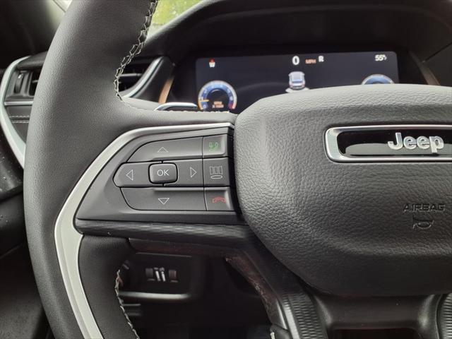 2025 Jeep Grand Cherokee Altitude X photo 13