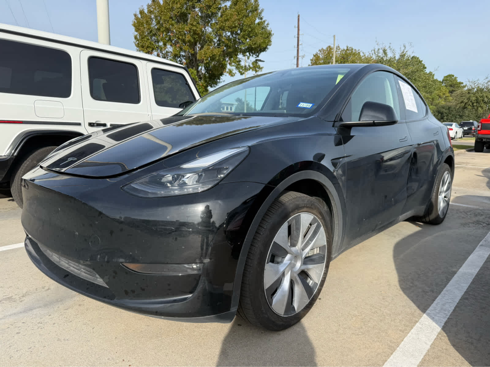 2023 Tesla Model Y Long Range's photo