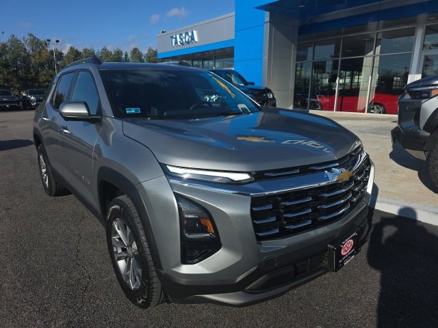 2025 Chevrolet Equinox LT's photo