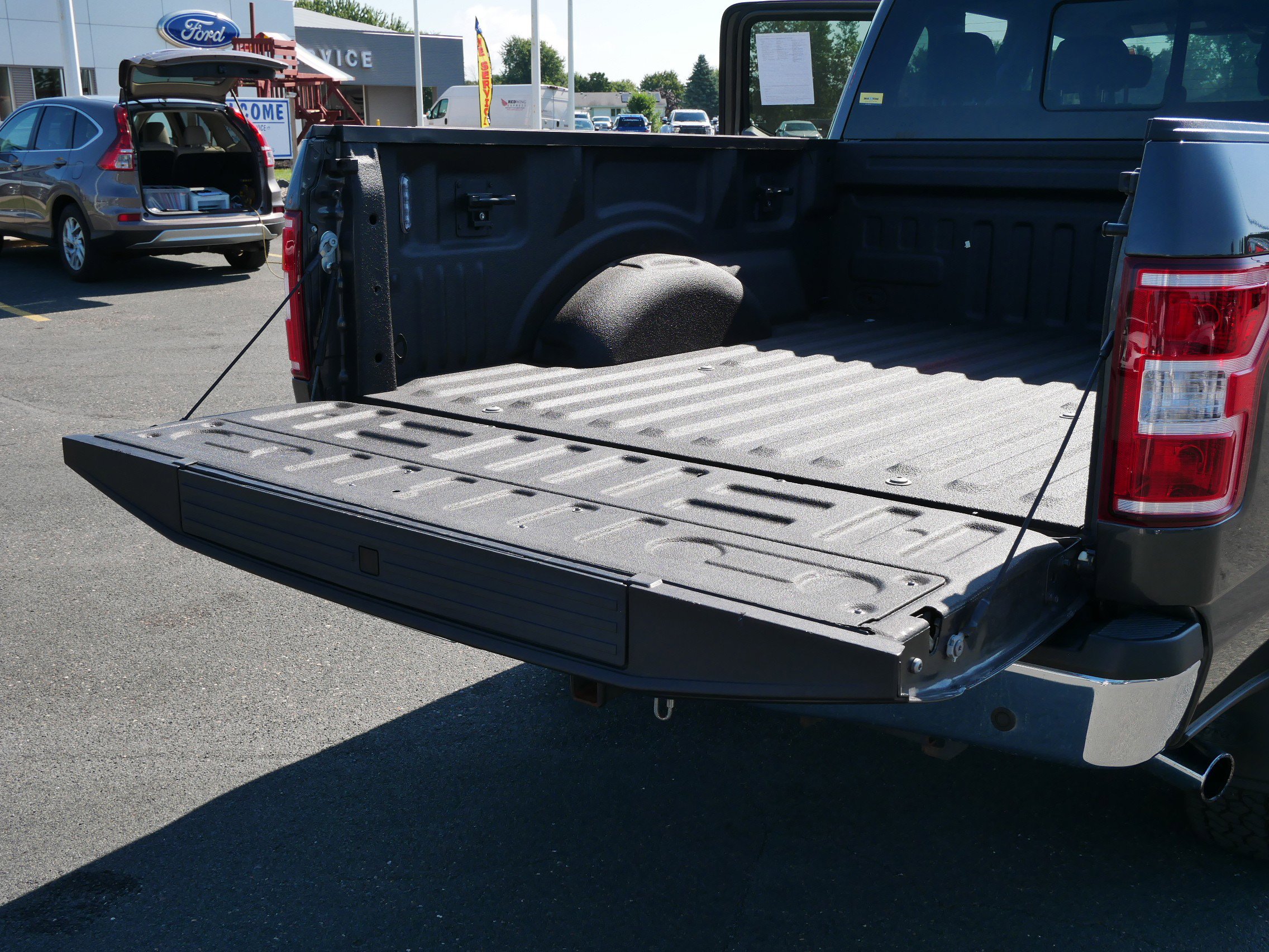 2020 Ford F-150 XLT photo 12