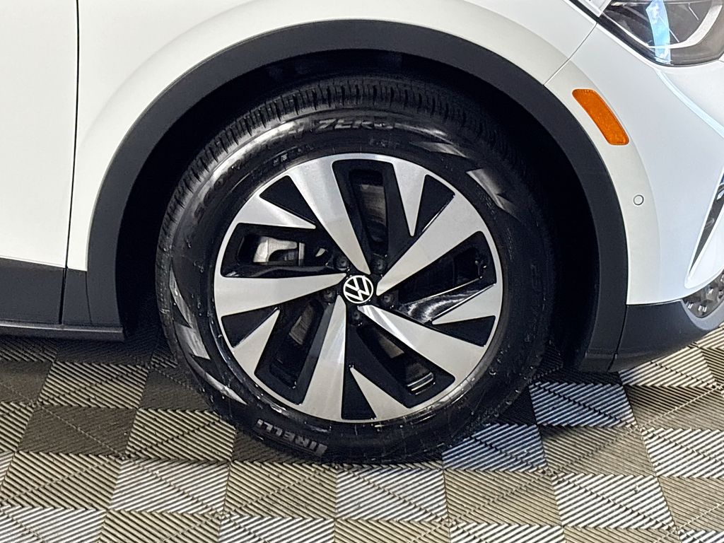 2024 Volkswagen ID.4 Standard photo 21