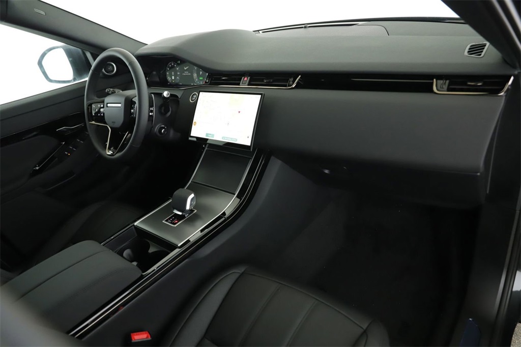 2024 Land Rover Range Rover Evoque Dynamic SE photo 24