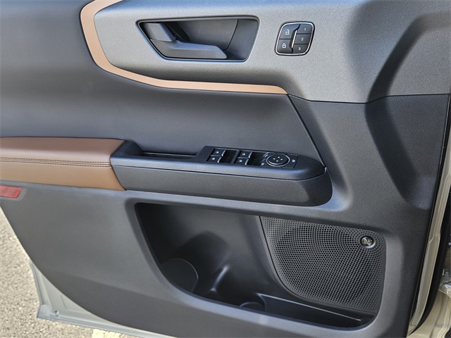 2025 Ford Bronco Sport Outer Banks photo 27