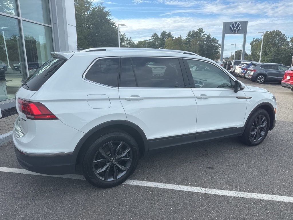 2022 Volkswagen Tiguan SE photo 6