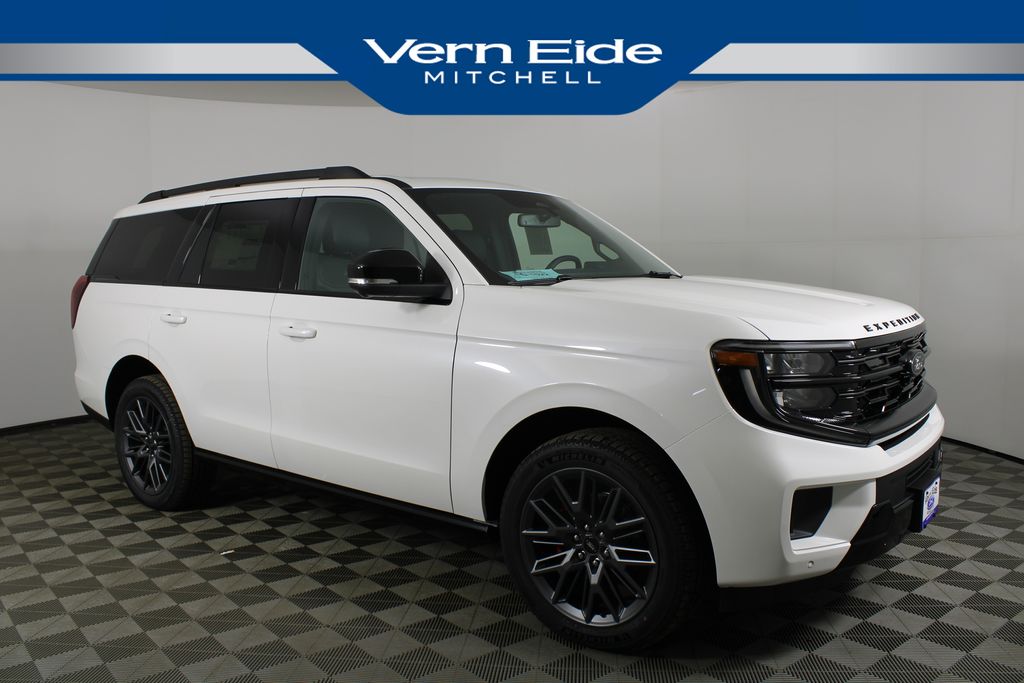 2025 Ford Expedition Platinum's photo