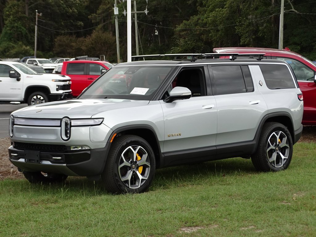 Used 2023 Rivian R1S Adventure with VIN 7PDSGABA5PN014739 for sale in Kitty Hawk, NC
