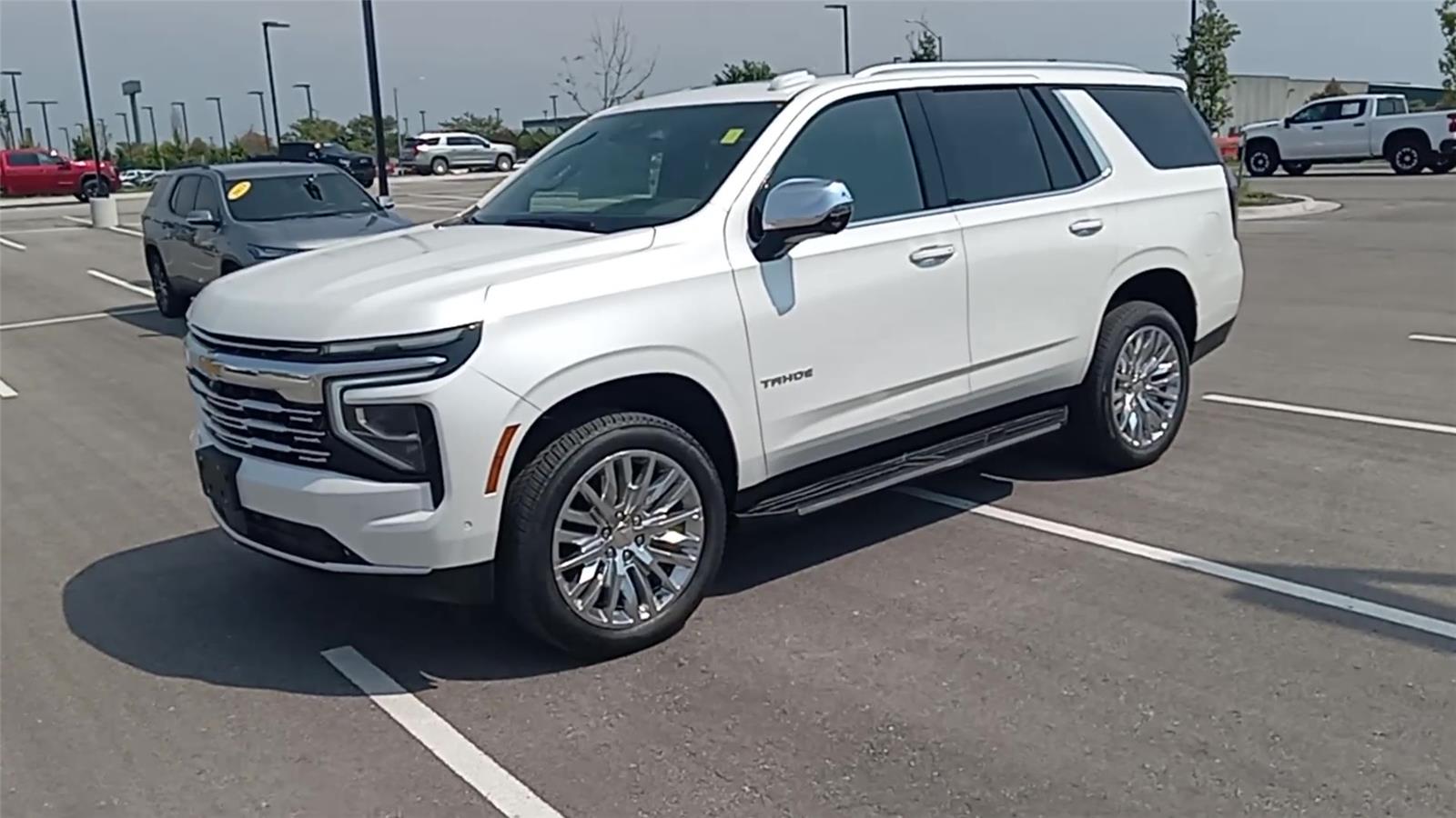 2025 Chevrolet Tahoe Premier photo 3