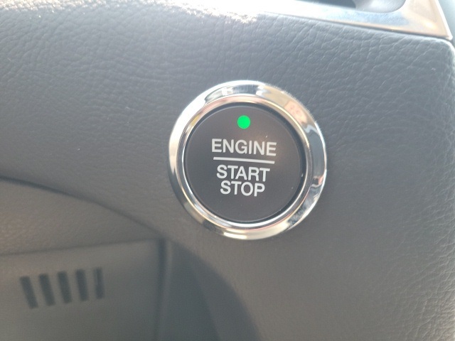 2024 Ford Edge Titanium photo 6