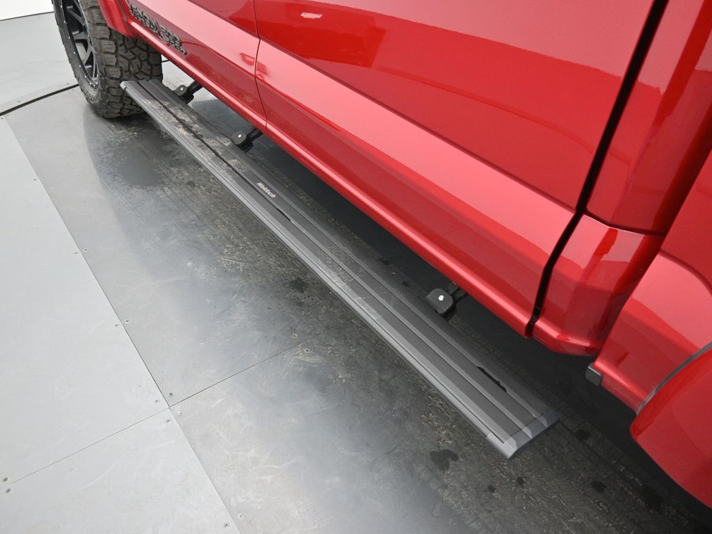 2024 Ford F-150 Lariat photo 23