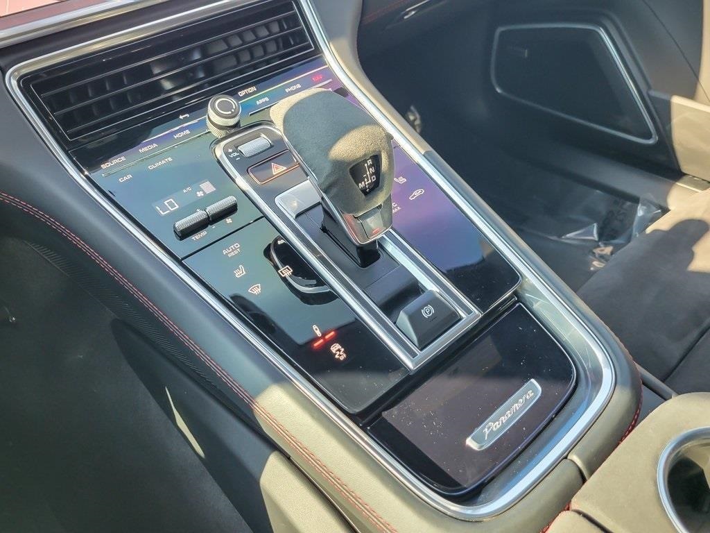 2022 PORSCHE PANAMERA - Image 13