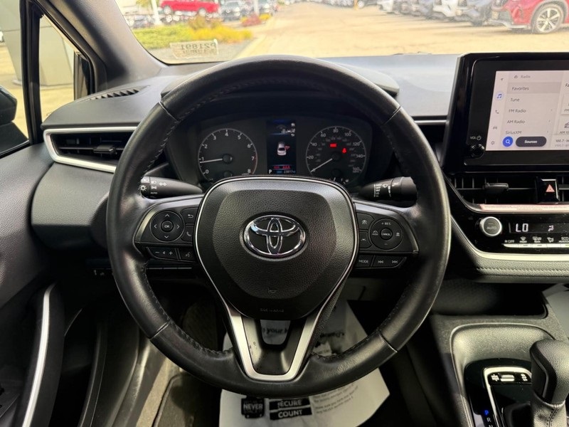 2024 Toyota Corolla SE photo 13
