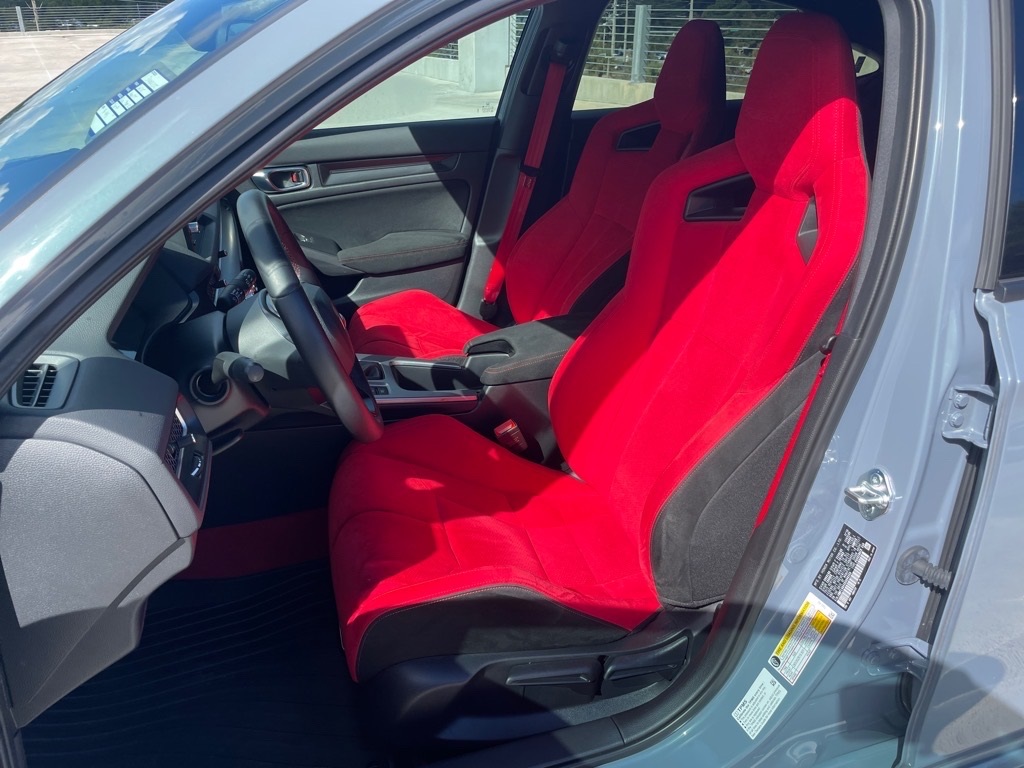 2025 Honda Civic Type R photo 16