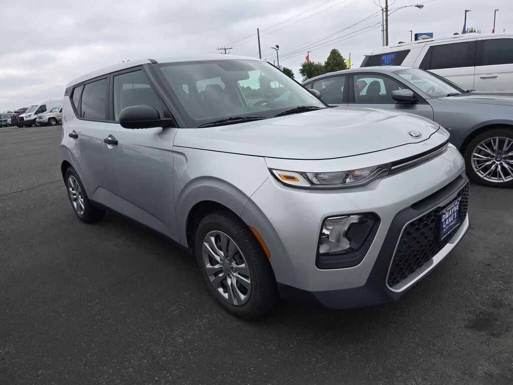 2020 Kia Soul LX photo 2