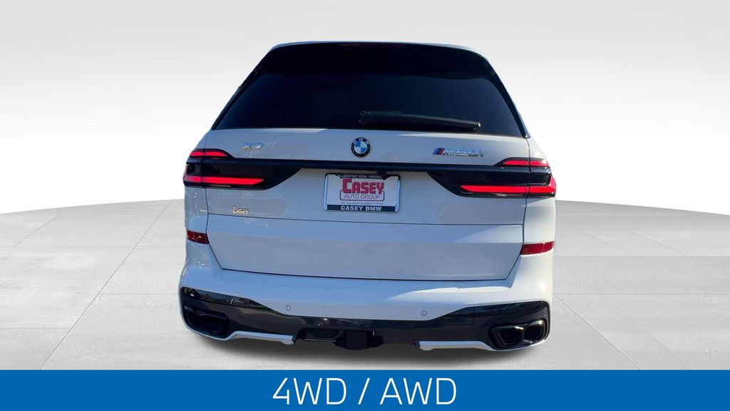 2025 Bmw X7 M60i photo 3