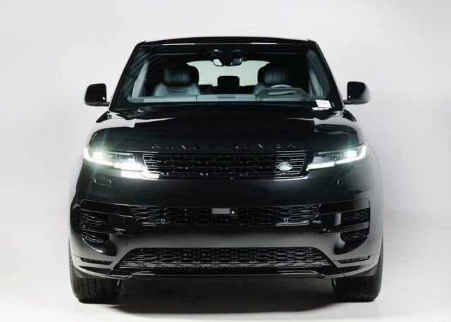 2025 Land Rover Range Rover Sport SE photo 8