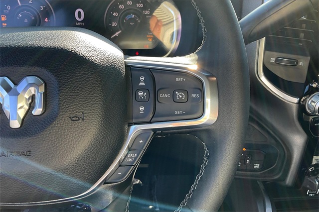 2025 Ram 3500 Laramie photo 16