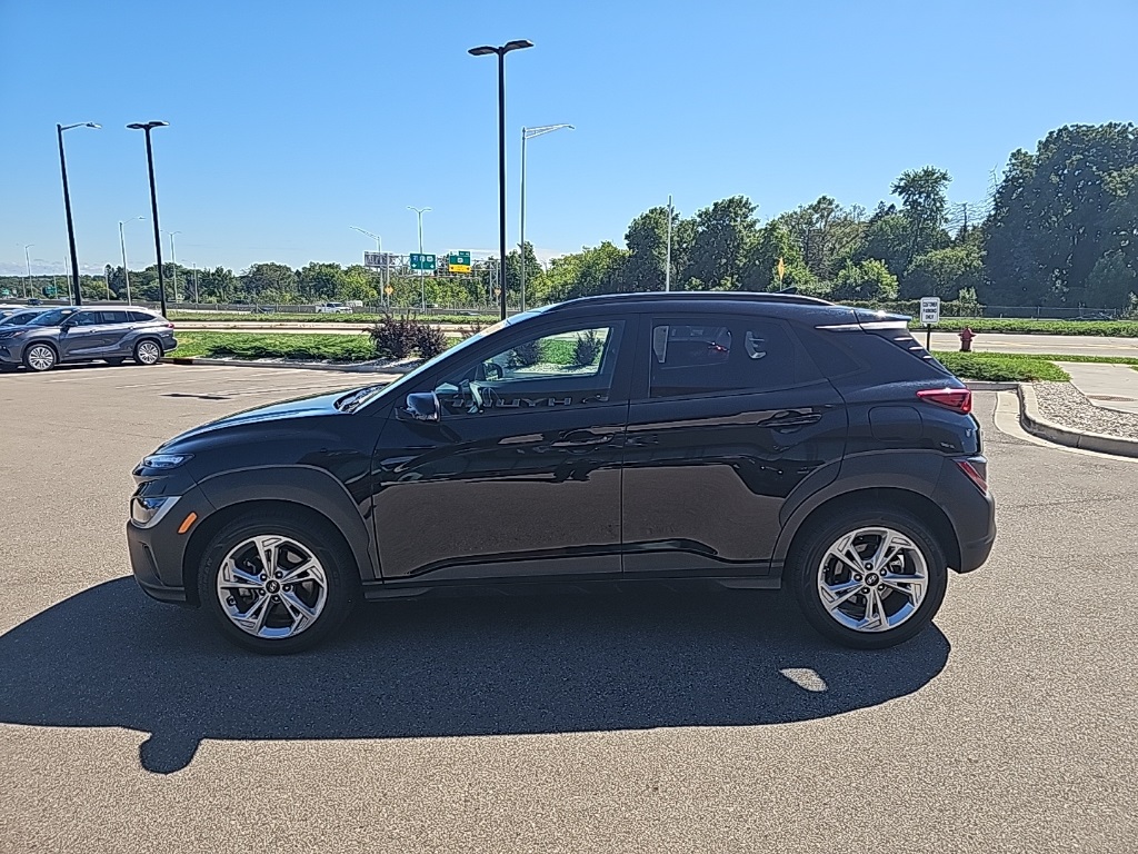 Certified 2023 Hyundai Kona SEL with VIN KM8K6CAB5PU998489 for sale in Menomonee Falls, WI