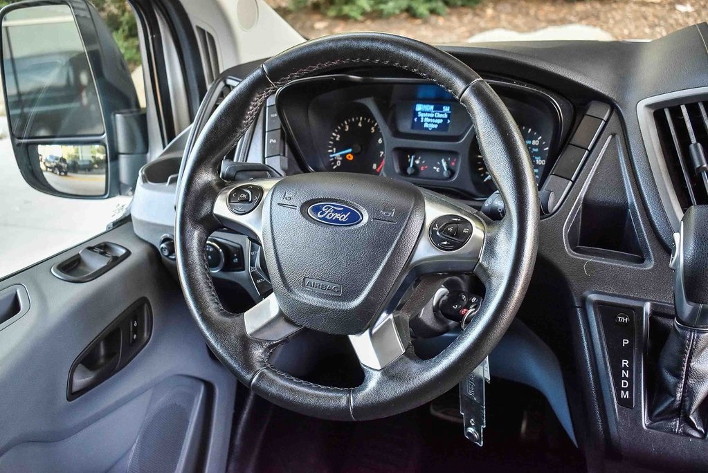 2017 Ford Transit photo 11