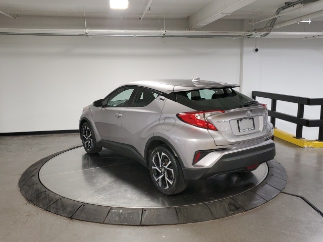 2018 Toyota C-HR XLE Premium photo 4