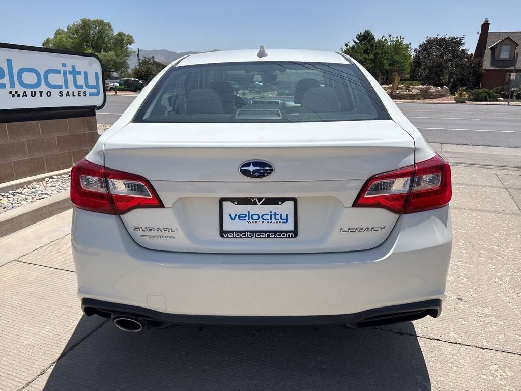 2018 Subaru Legacy 2.5i photo 4