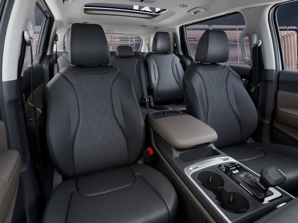 2026 Kia Carnival SX photo 15