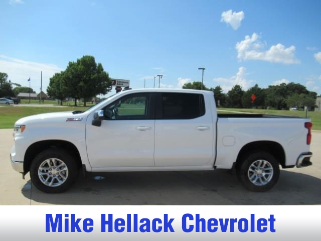 2025 Chevrolet Silverado 1500 LT photo 4